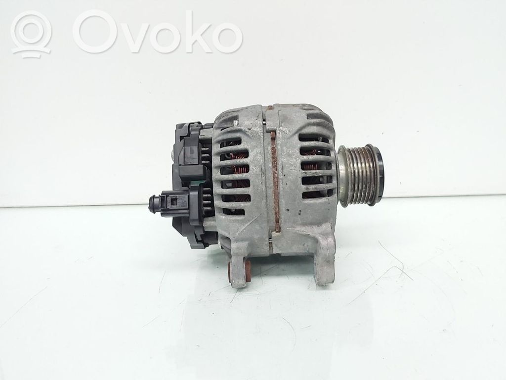 Volkswagen Golf V Generatore/alternatore 