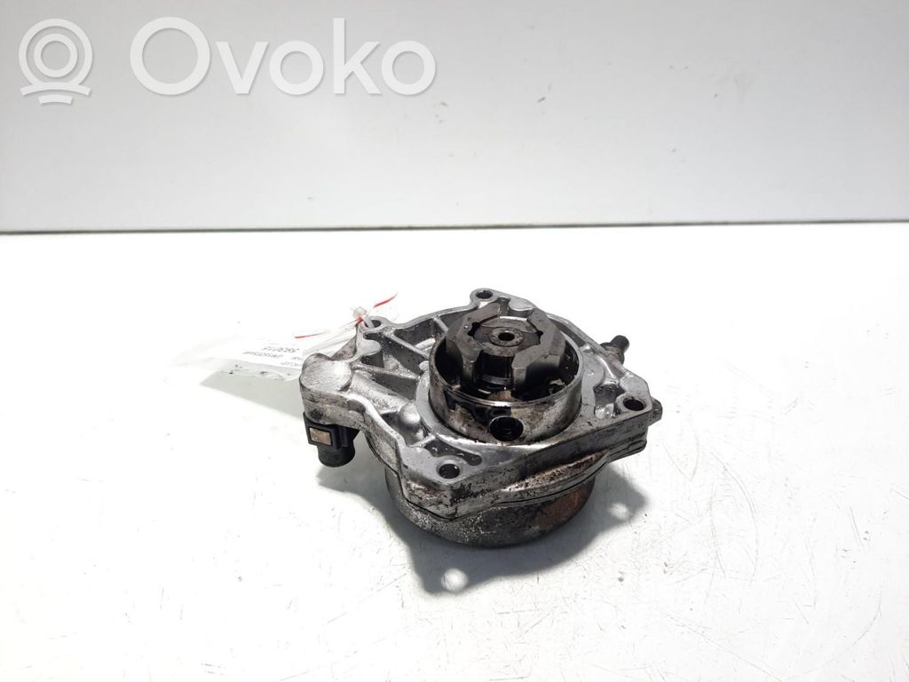 Opel Insignia A Vacuum pump 