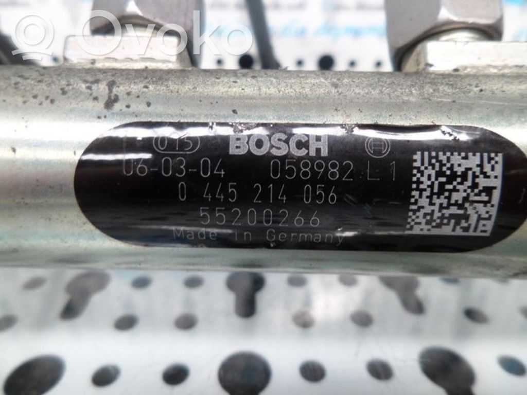 Opel Astra H Tuyau de conduite principale de carburant 