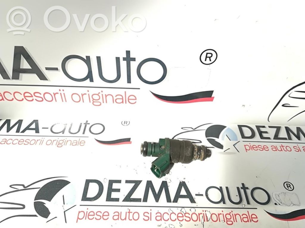 Skoda Octavia Mk1 (1U) Inyector de combustible 