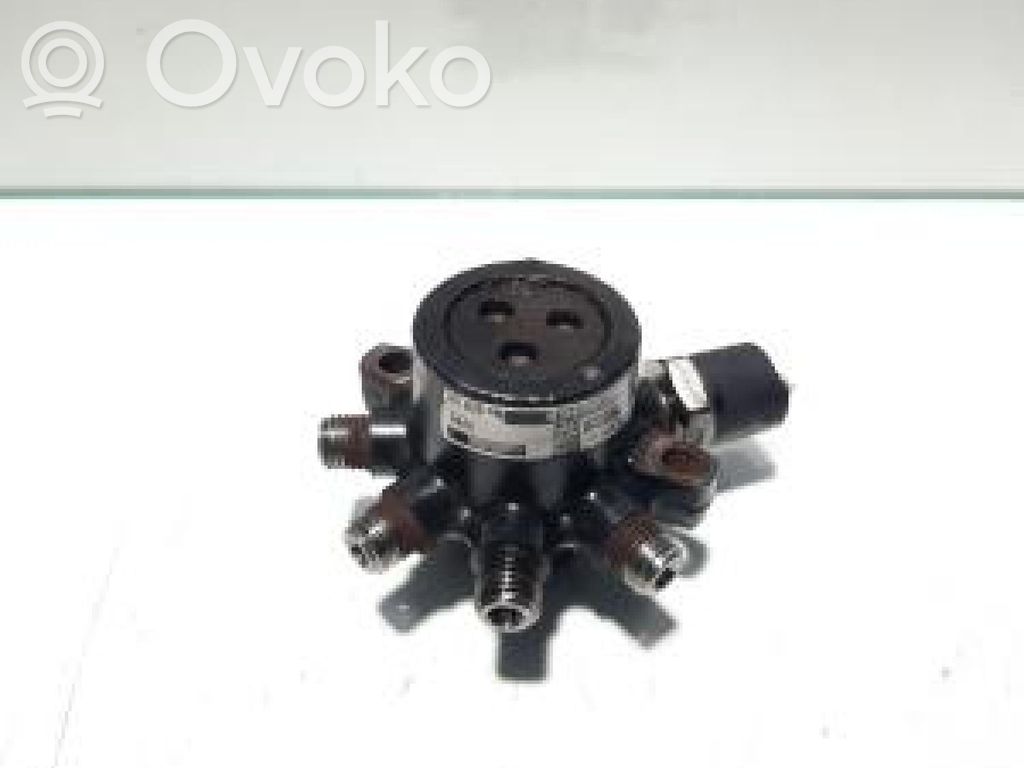 Ford Focus Kraftstoffverteiler Einspritzleiste Verteilerrohr 