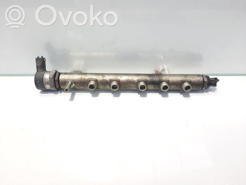 Opel Astra H Tuyau de conduite principale de carburant 