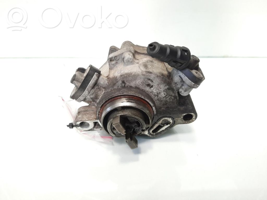 Peugeot 207 CC Alipainepumppu