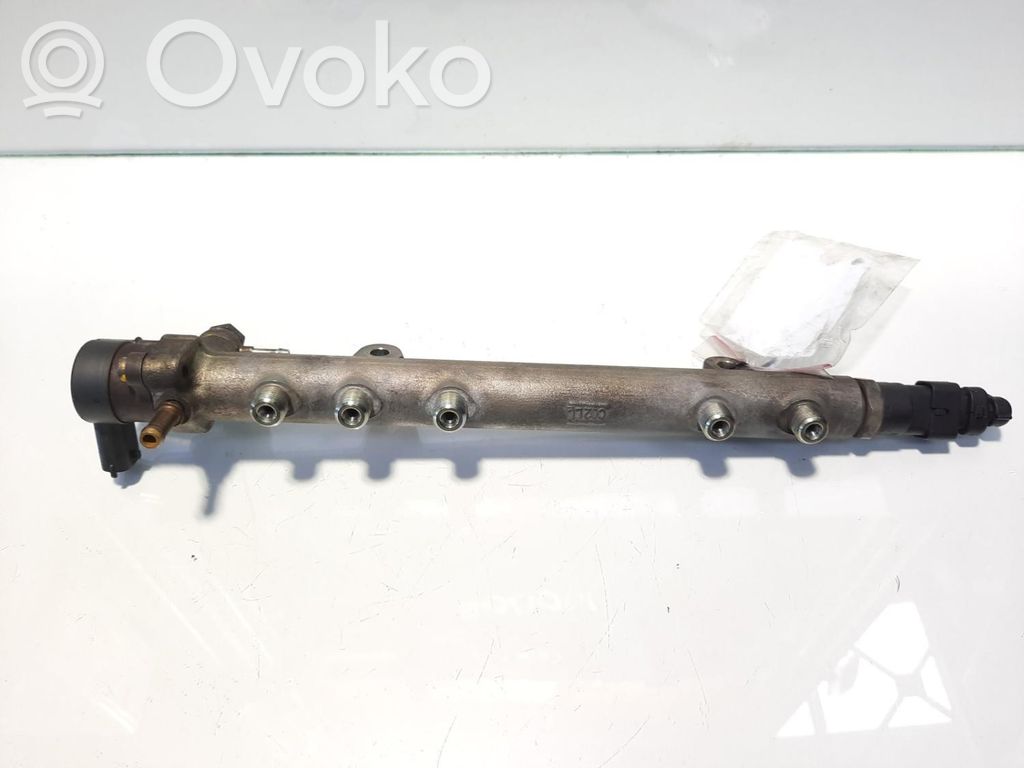 Opel Corsa C Tuyau de conduite principale de carburant 