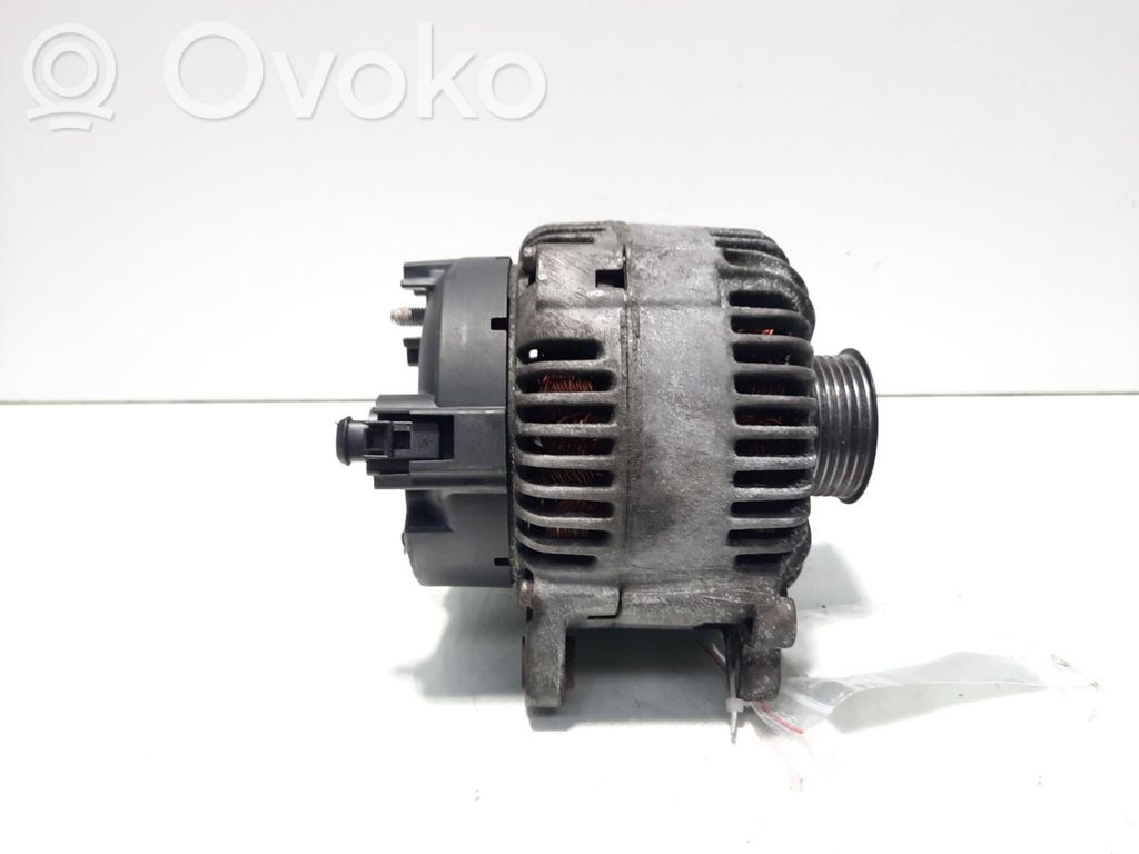 Audi A6 S6 C6 4F Générateur / alternateur 