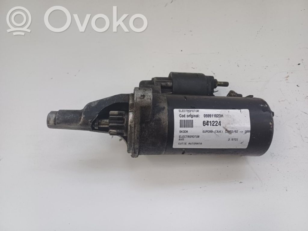 Volkswagen PASSAT B5.5 Käynnistysmoottori