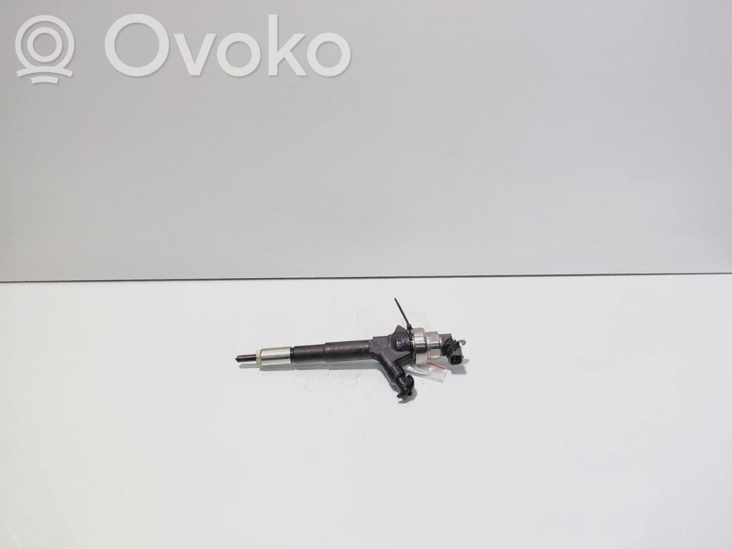 Opel Astra J Inyector de combustible 