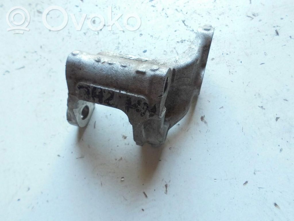 Honda Jazz Engine mounting bracket 