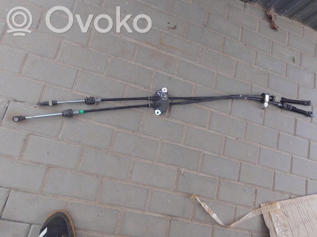 Mazda CX-3 Gear shift cable linkage 