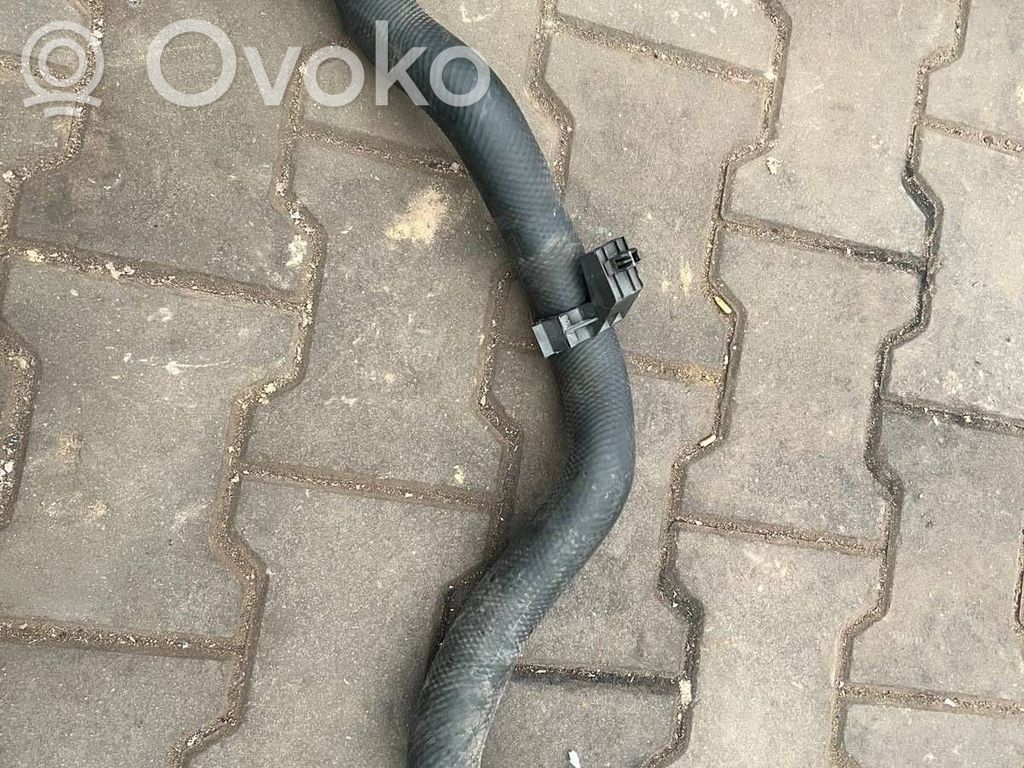 Engine coolant pipe/hose   PE01