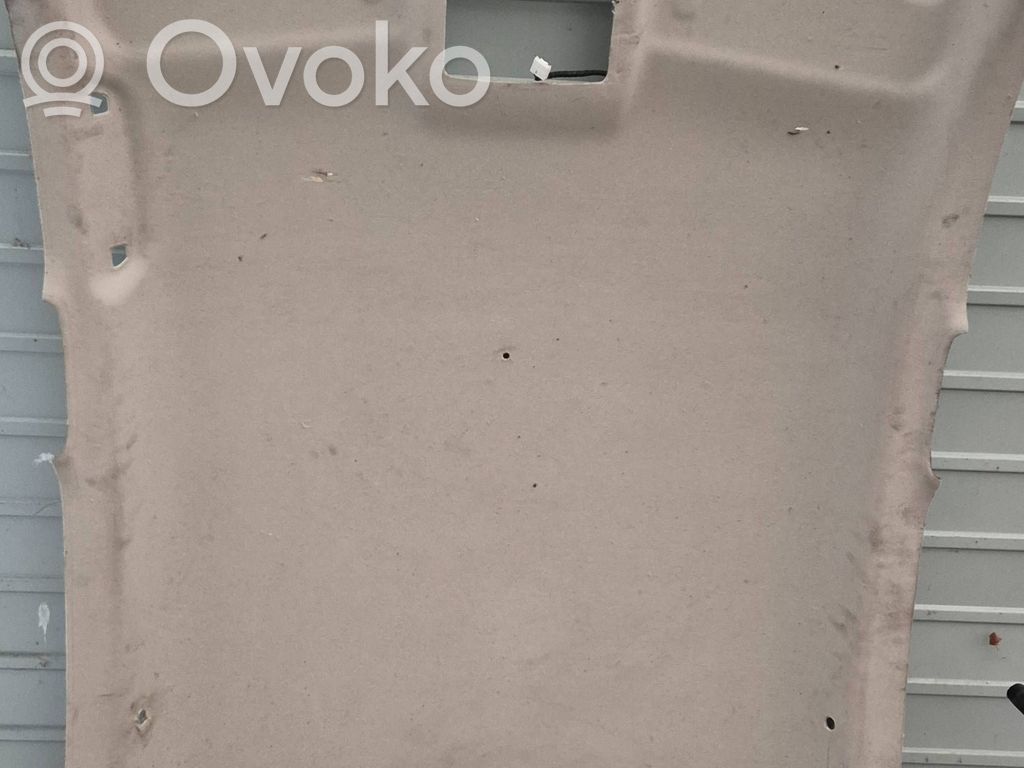 Griesti   PODSUFITKAMAZDA2