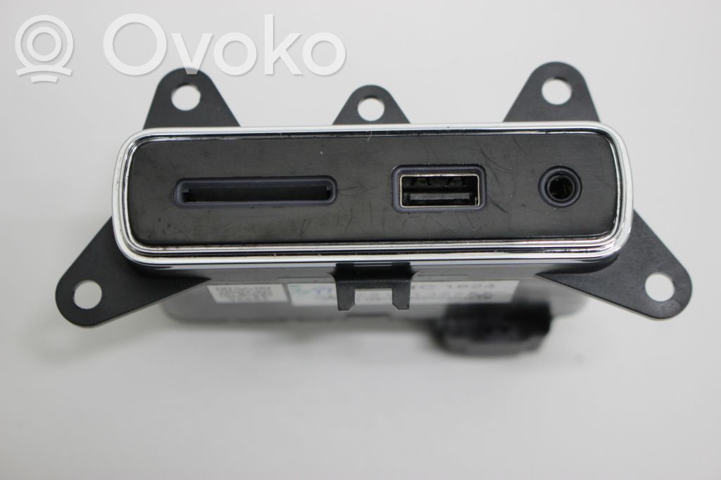Jeep Grand Cherokee Enchufe conector entrada auxiliar 
