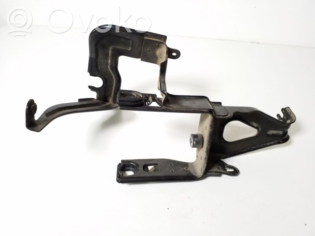 Audi A8 S8 D3 4E ABS-pumpun kiinnike 