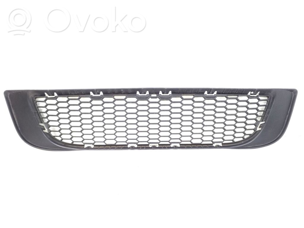 BMW X3 E83 Front bumper lower grill 