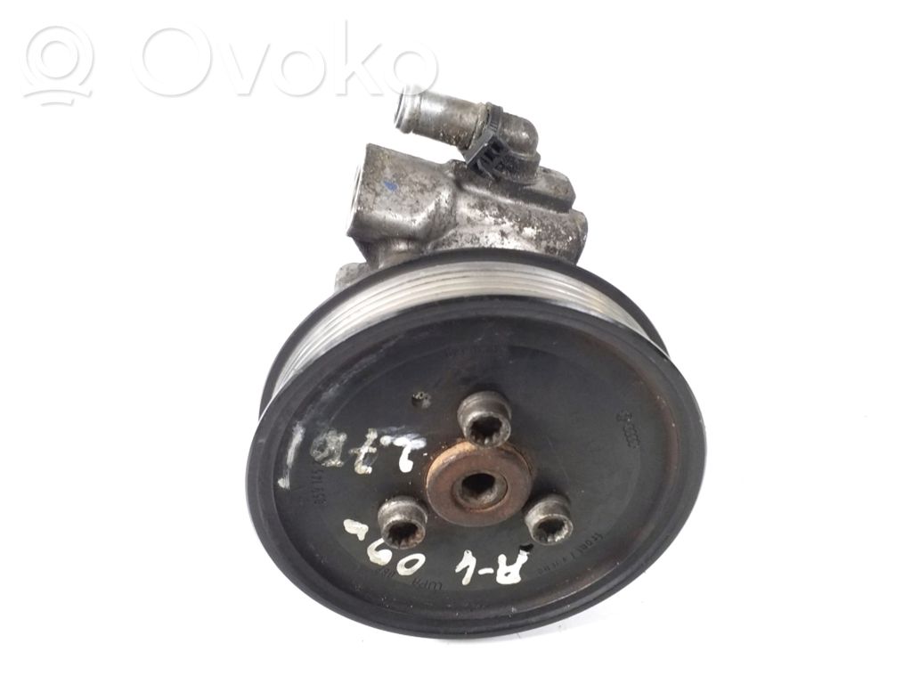 Audi A4 S4 B8 8K Ohjaustehostimen pumppu 