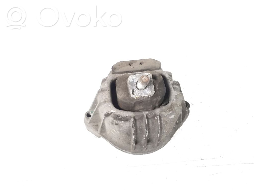 BMW 1 E82 E88 Engine mount bracket 