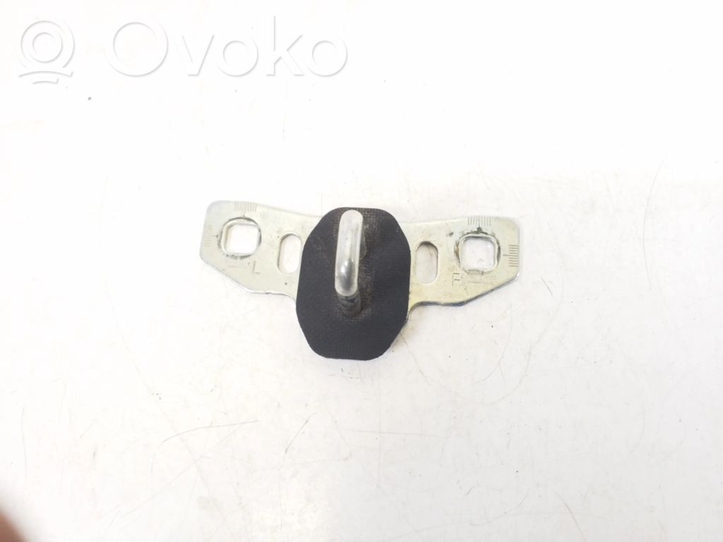 Mercedes-Benz GLA W156 X156 Trunk lock loop 