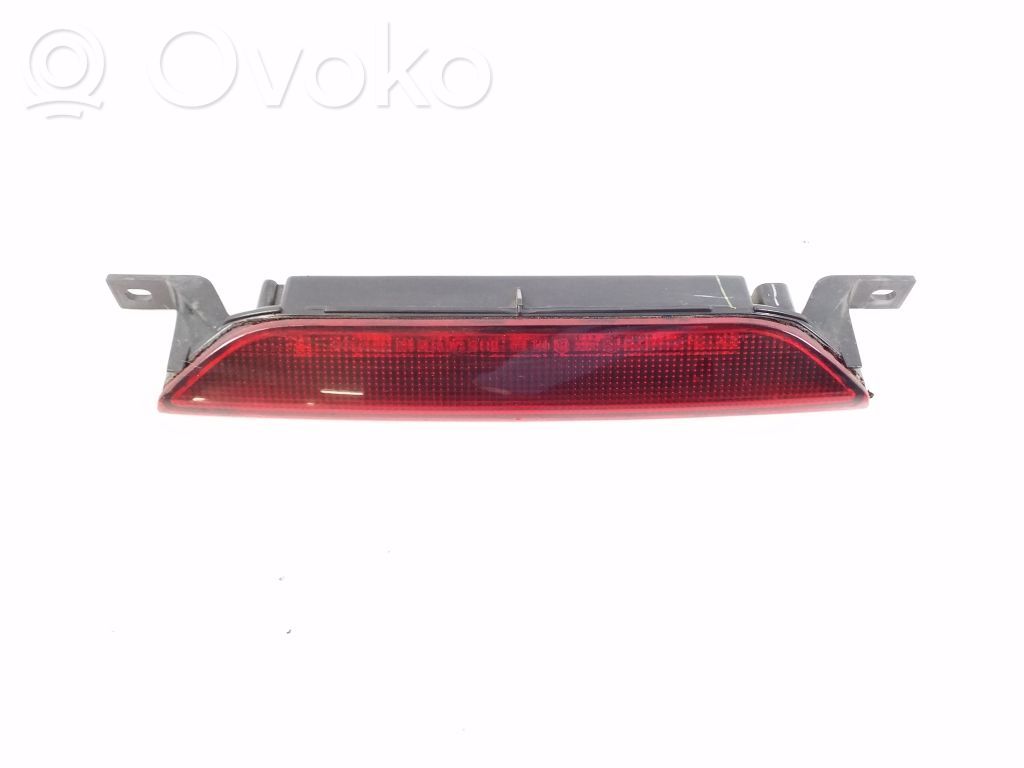 Jeep Grand Cherokee Third/center stoplight 