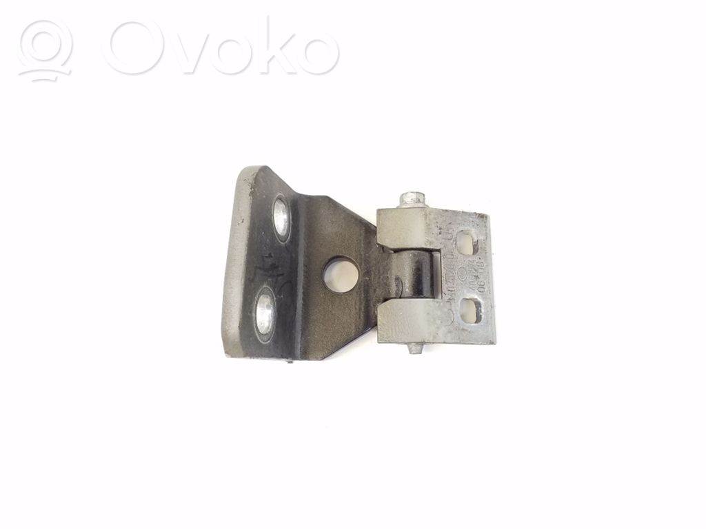 Charnière supérieure de porte avant   3422370,3402820