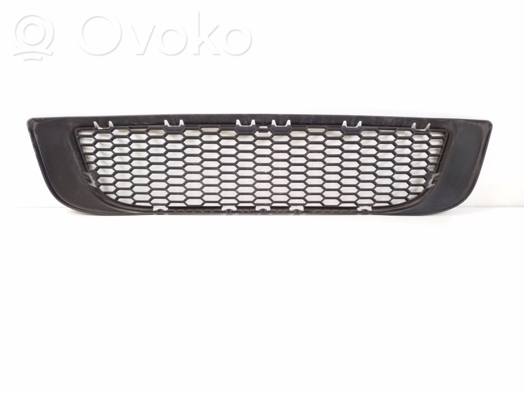 BMW X3 E83 Front bumper lower grill 
