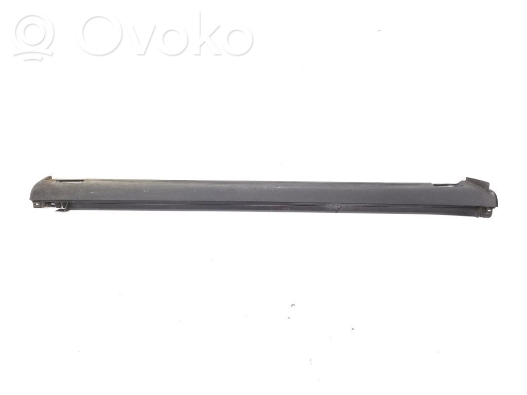 Porsche Cayenne (92A) Sottoporta 
