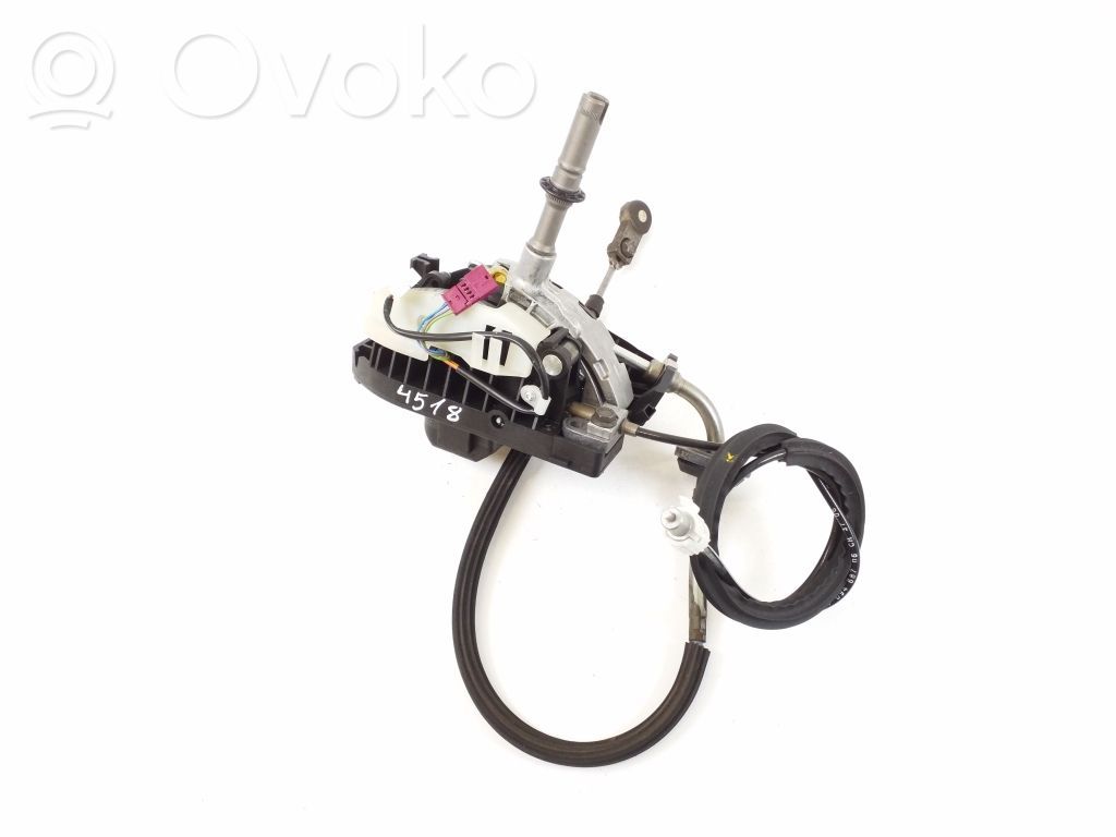 BMW X3 E83 Gear shifter/selector 