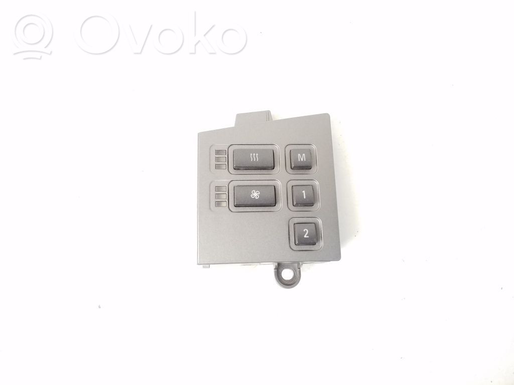 Seat control switch   6918406