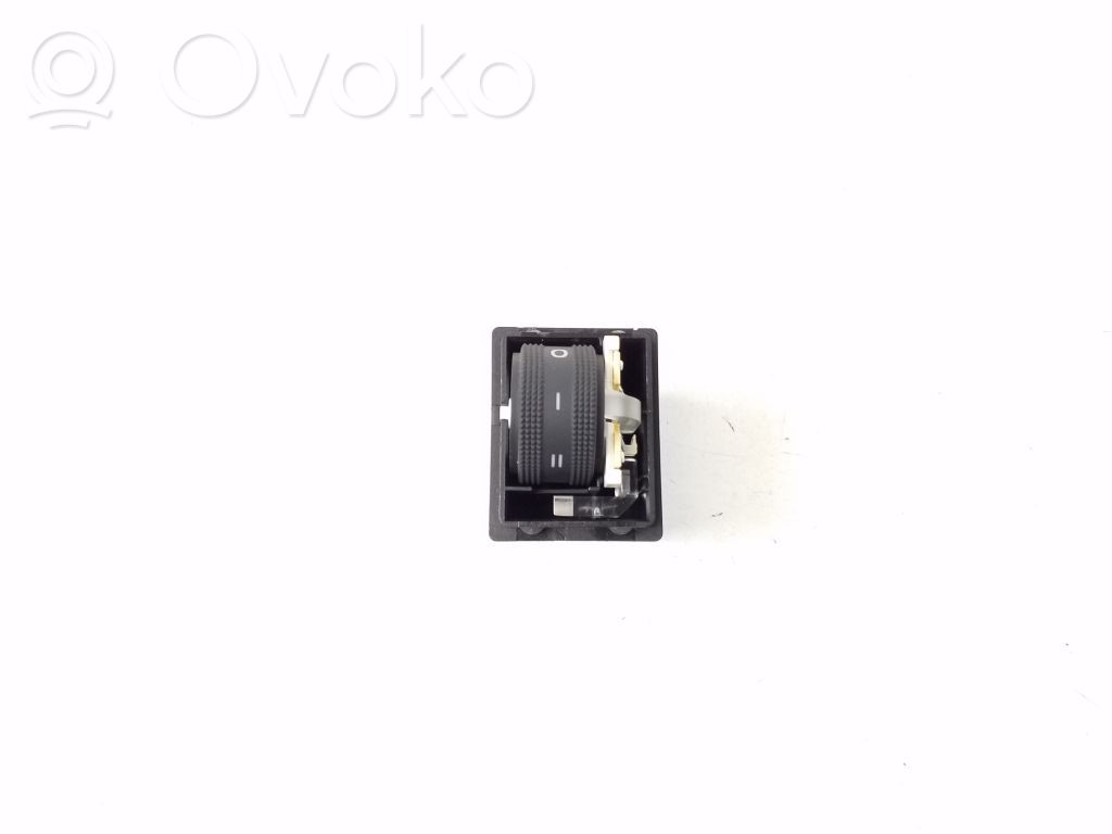 Light switch   8K0941301A