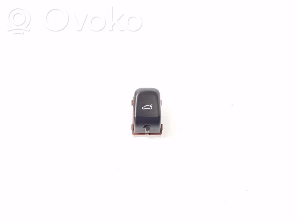 Audi A4 S4 B8 8K Tailgate opening switch 