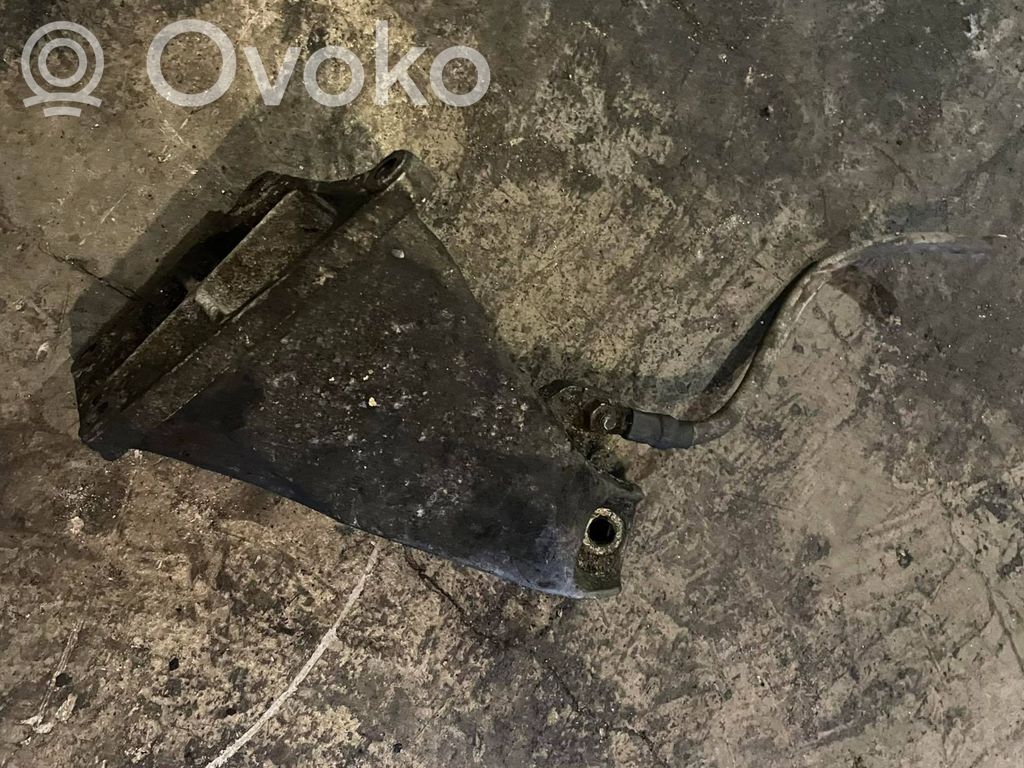 BMW 3 E46 Engine mounting bracket 