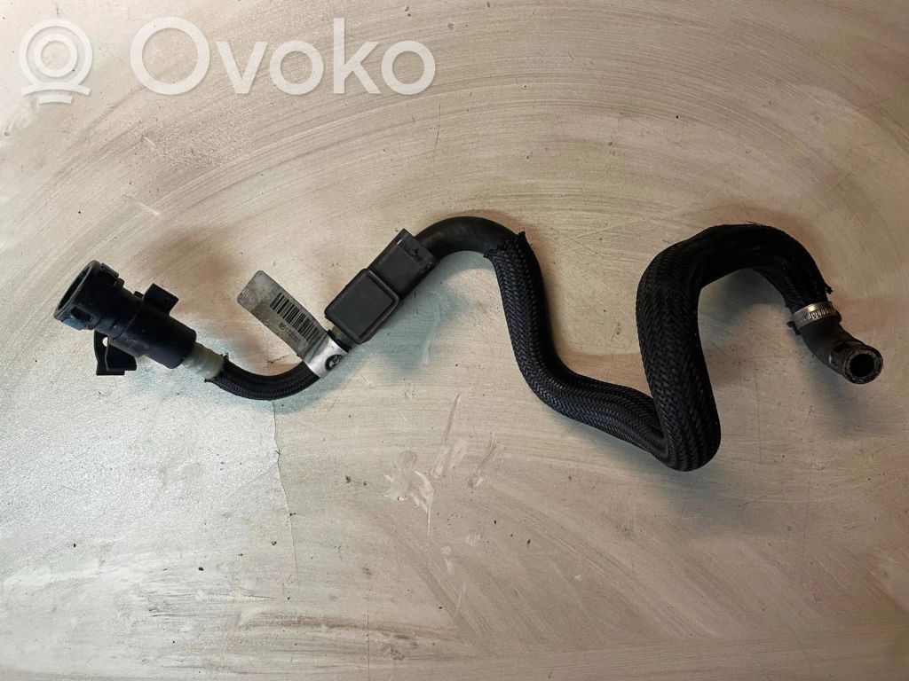 Fuel line pipe   8517213