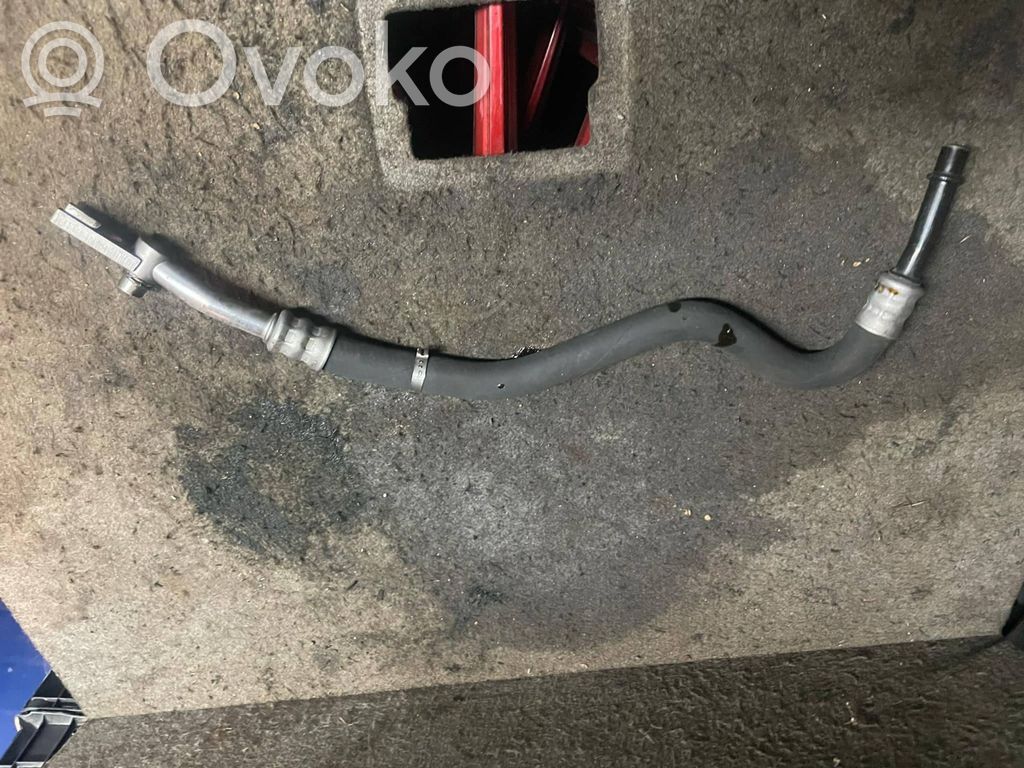 BMW 3 E90 E91 Oil cooling pipe 