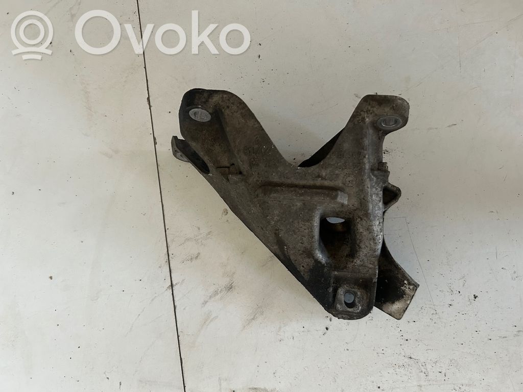 Engine mounting bracket   6760316,24168110