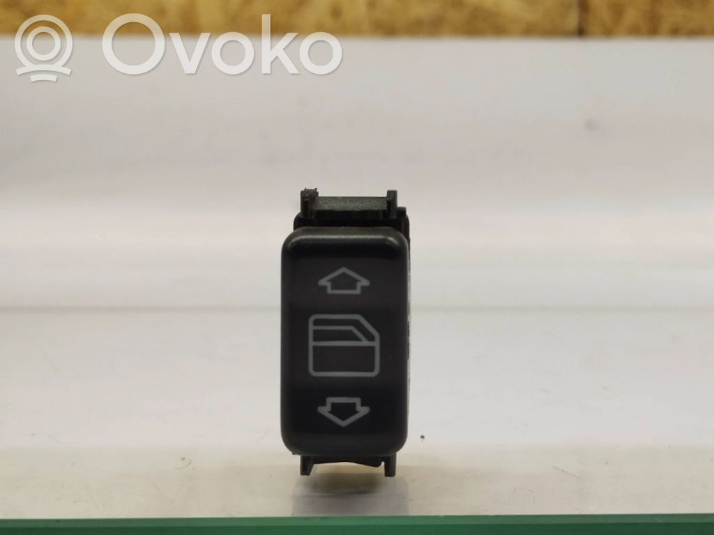 Mercedes-Benz E W124 Electric window control switch 