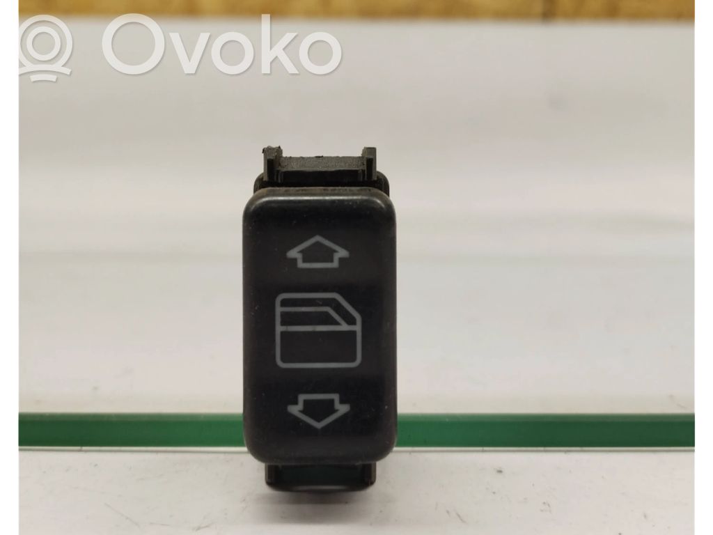 Mercedes-Benz E W124 Electric window control switch 