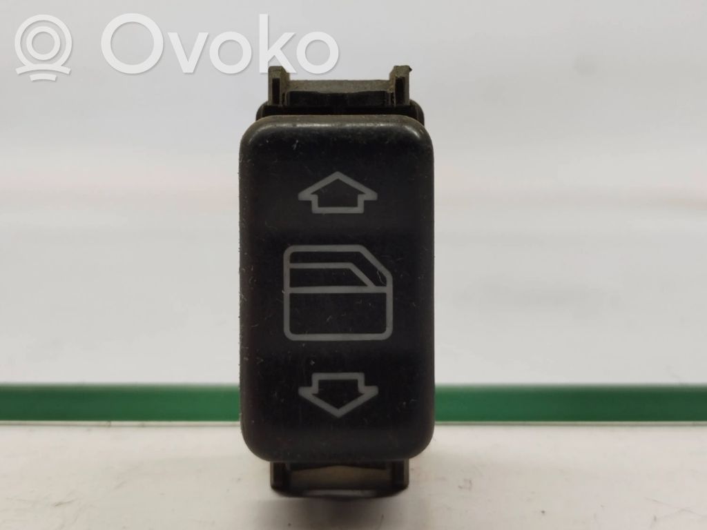 Mercedes-Benz E W124 Electric window control switch 