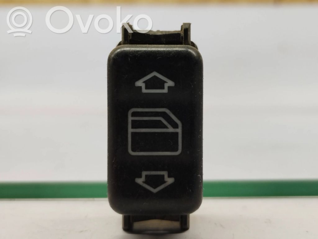 Mercedes-Benz E W124 Electric window control switch 