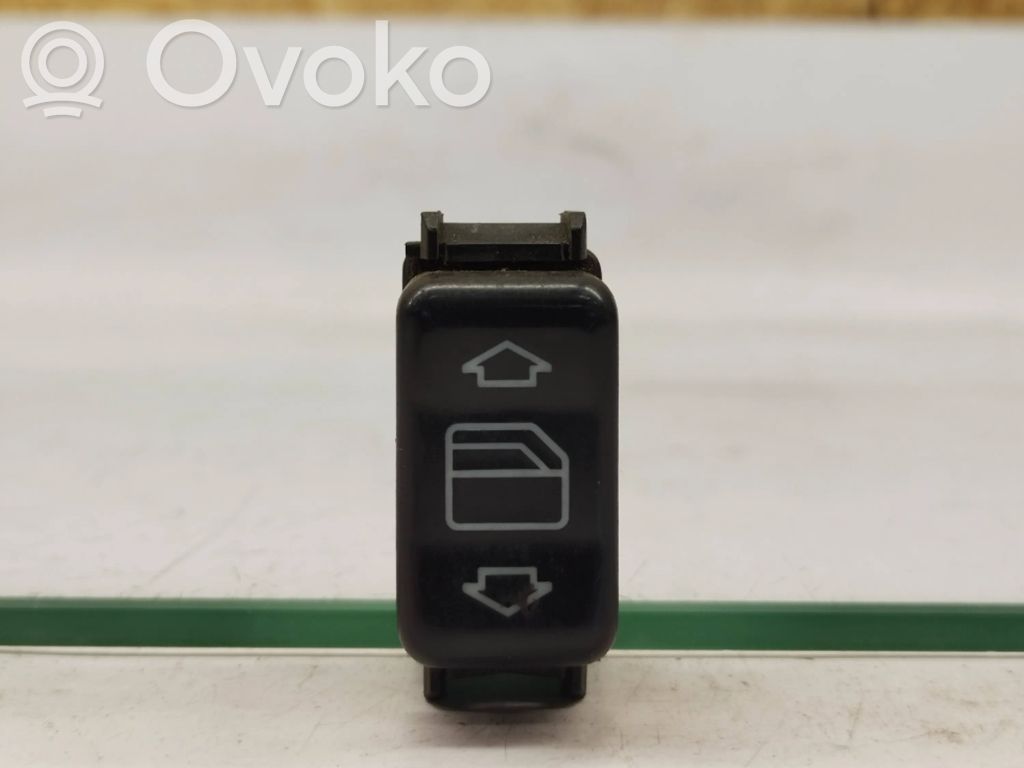Mercedes-Benz E W124 Electric window control switch 
