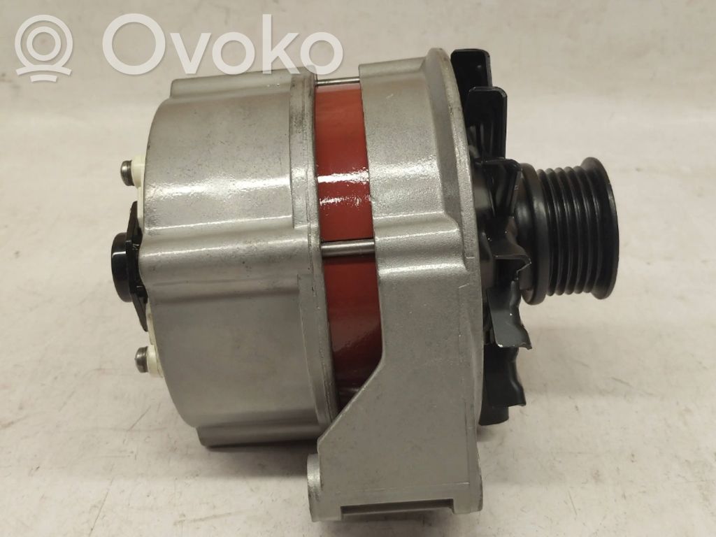 Mercedes-Benz 190 W201 Generatore/alternatore 