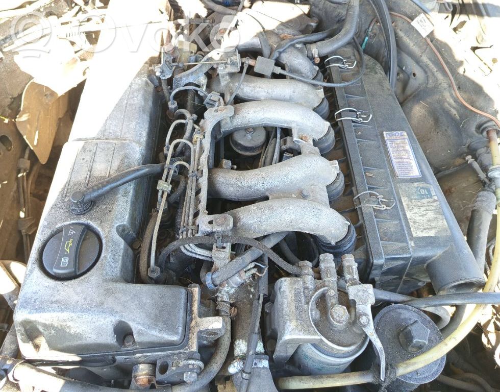 Mercedes-Benz E W124 Motor 