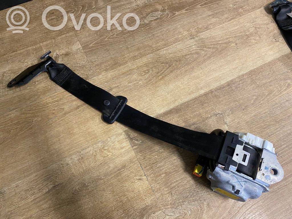 Audi A5 Cinturón trasero 