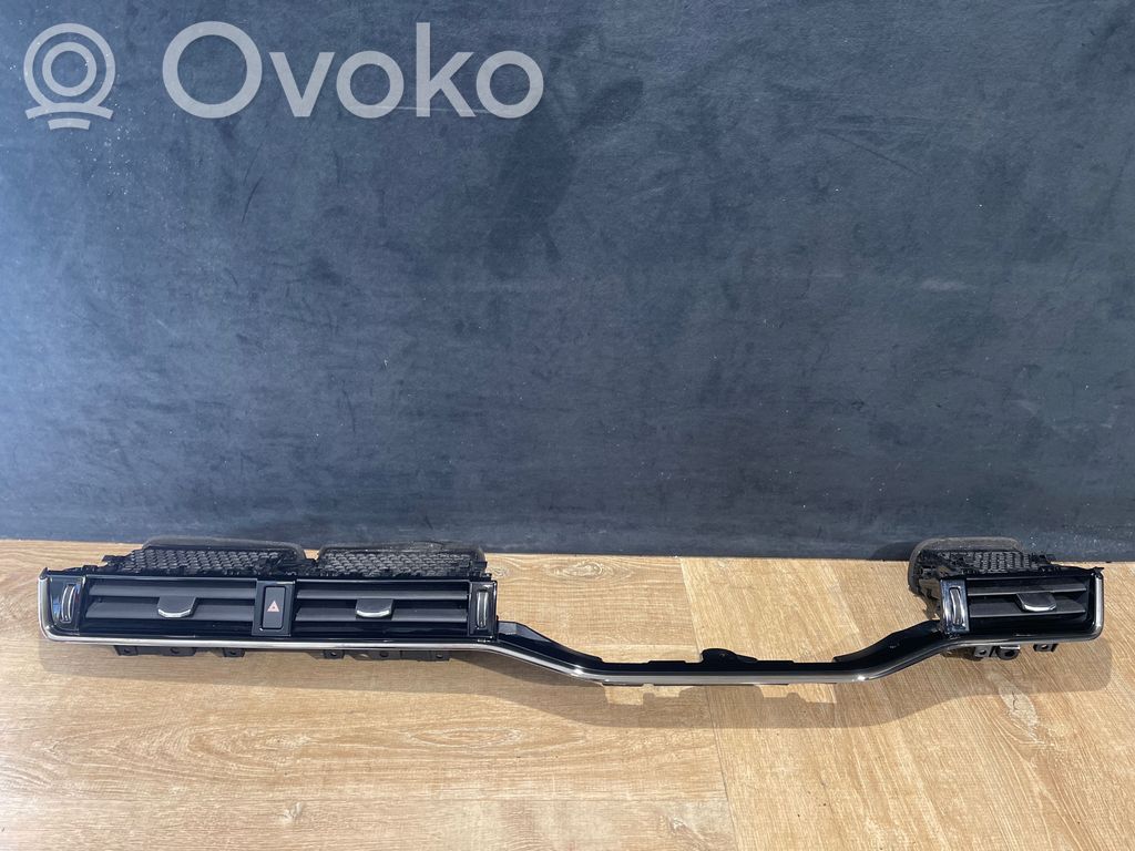 Land Rover Evoque II Panel trim 