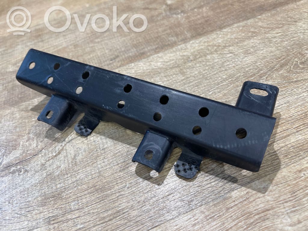 Land Rover Range Rover Evoque L538 Support de pare-chocs arrière 