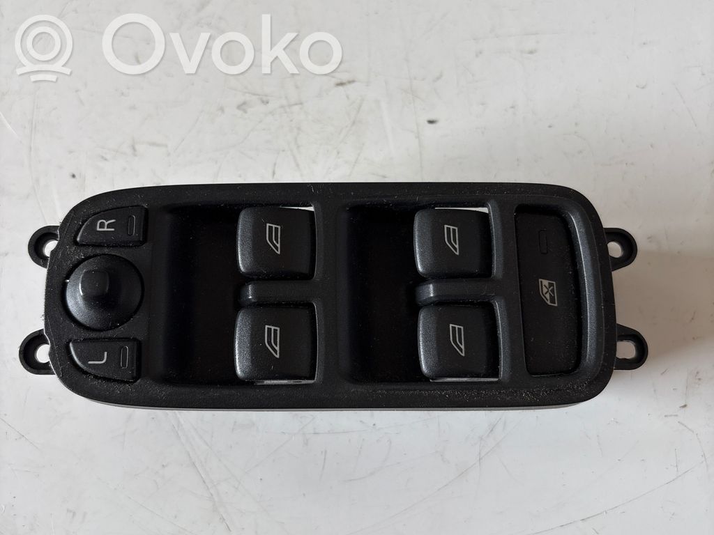 Volvo XC60 Electric window control switch 