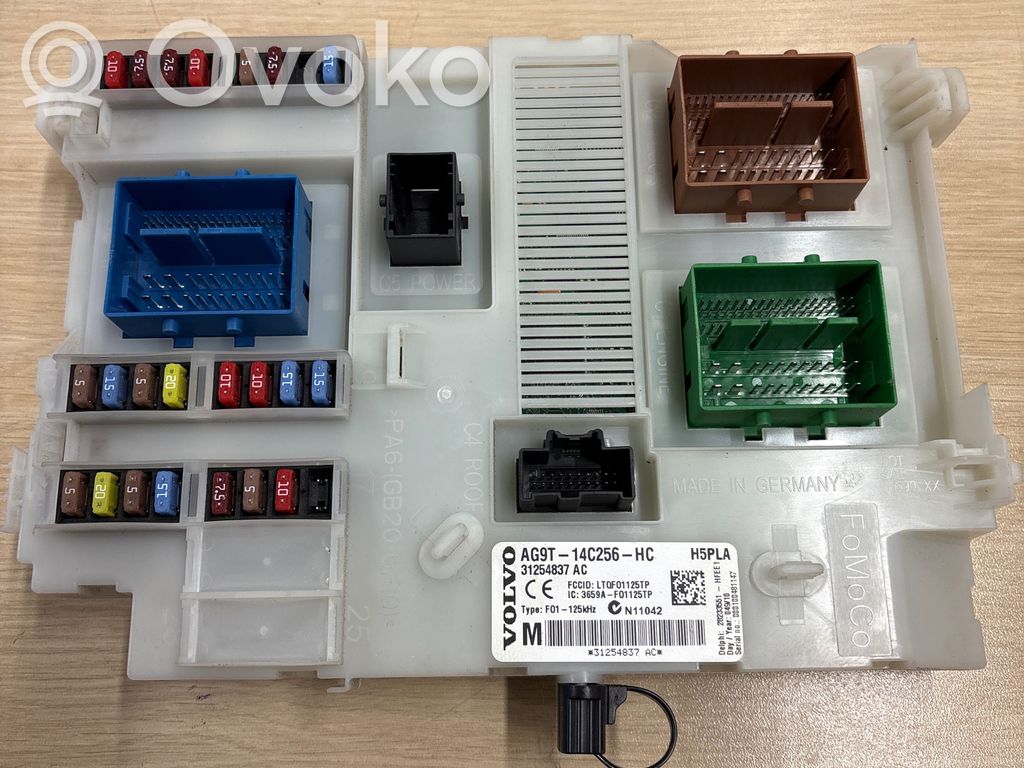 Volvo XC60 Fuse module 