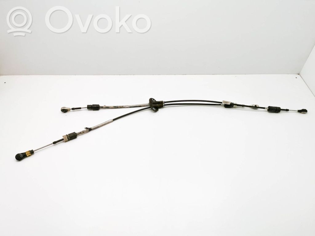 Volvo V40 Gear shift cable linkage 