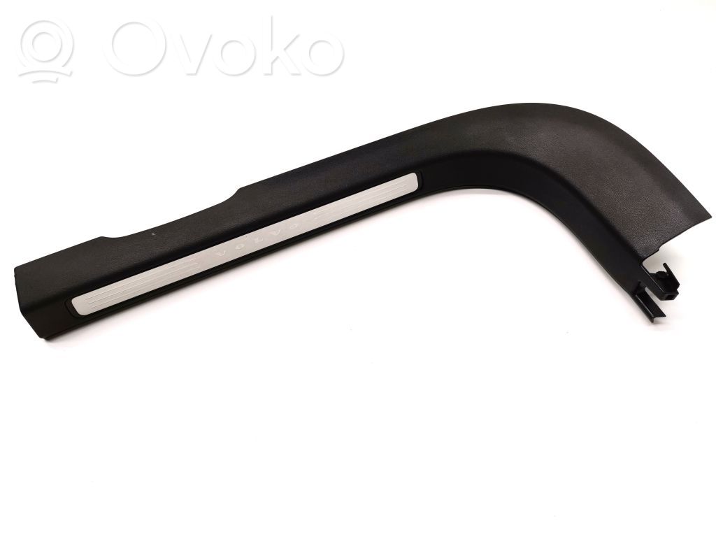 Volvo V60 Listwa progowa przednia 