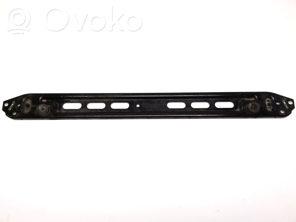 Volvo S60 Radiator mount bracket 