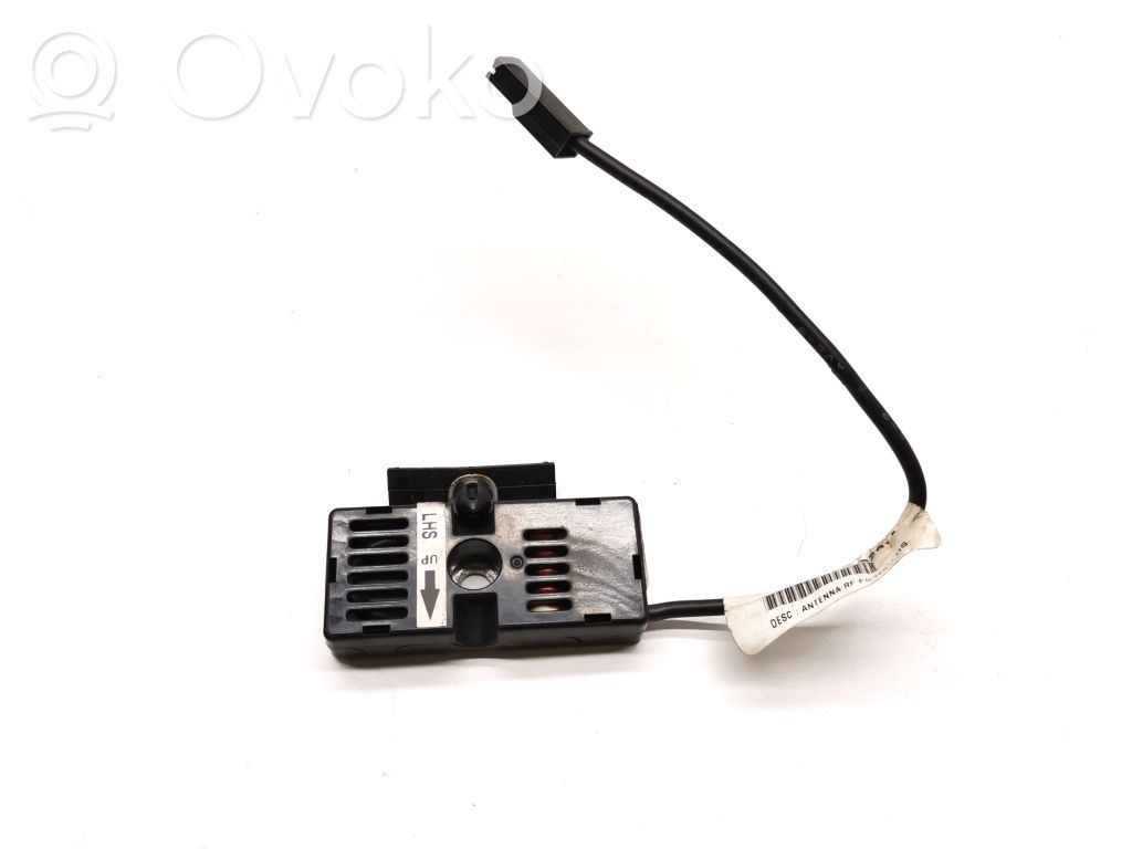 Tesla Model S Antenos stiprintuvas 