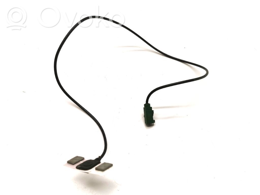 Otros cableados   105239300B